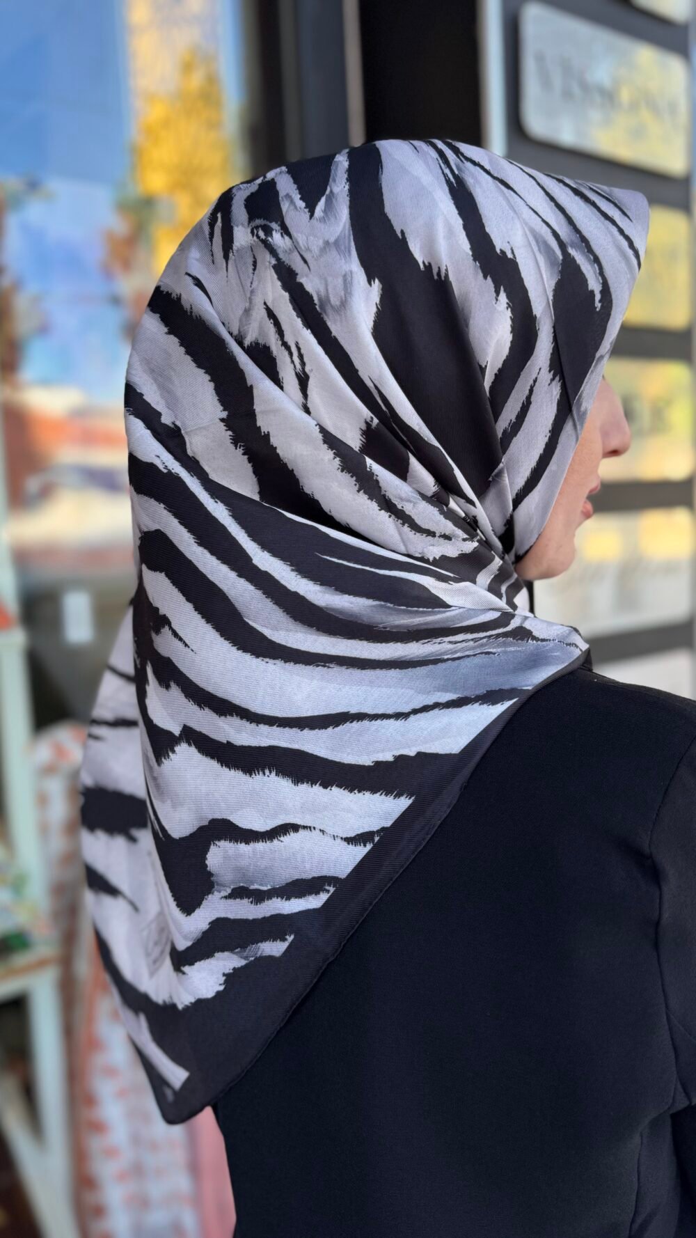 LA BOUTİQUE ÖZEL SERİ EŞARP