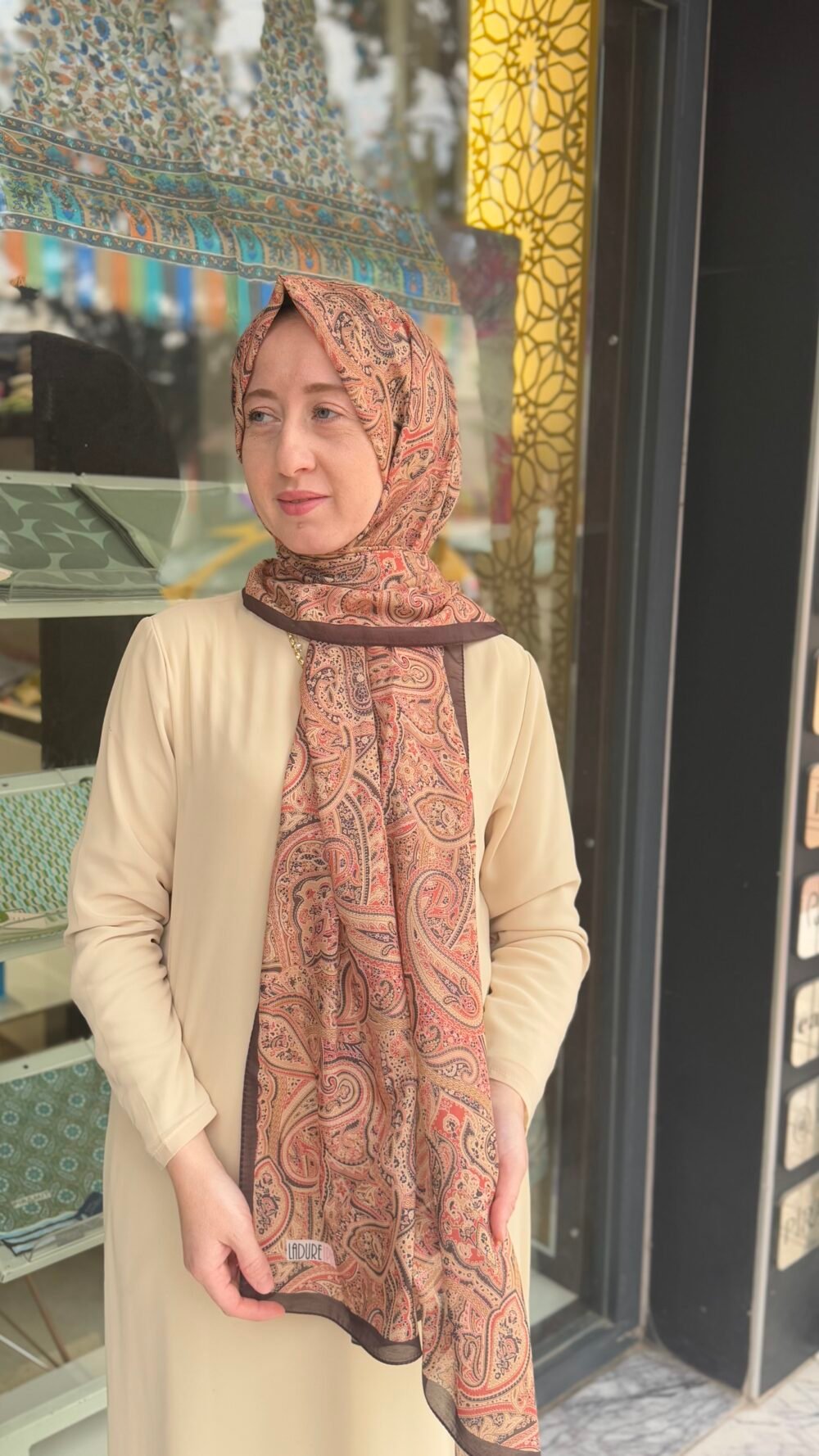 LADURE PAMUK ŞAL