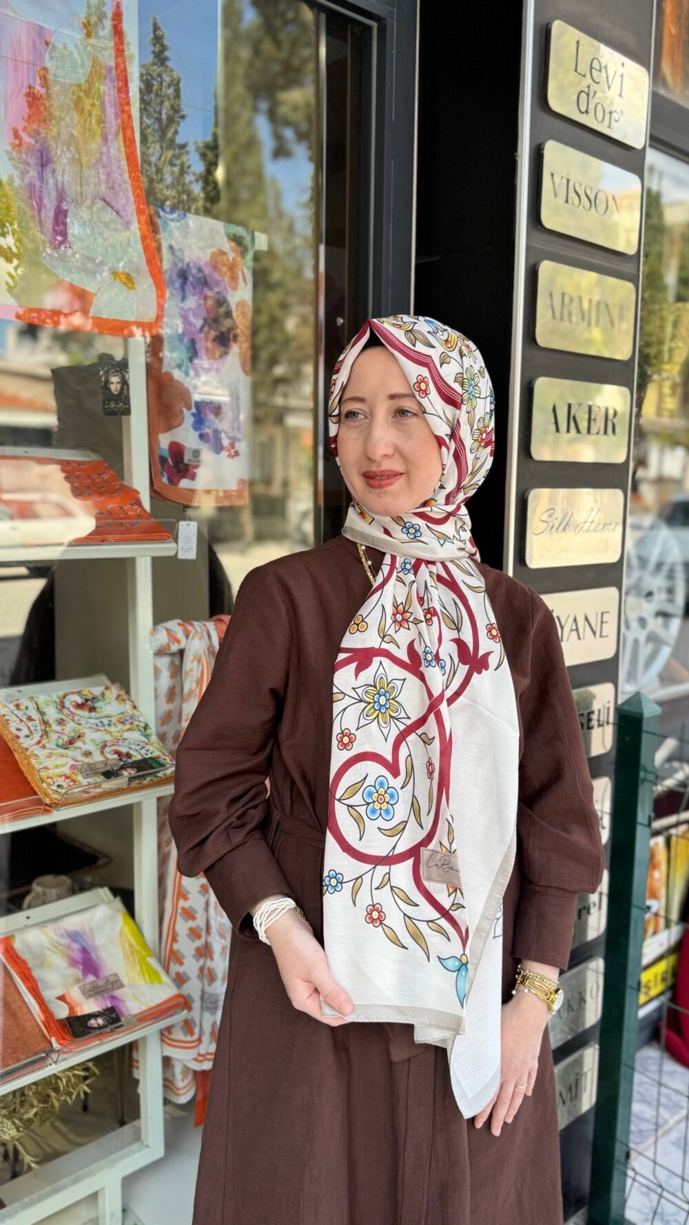 LA BOUTİQUE ÖZEL SERİ ŞAL