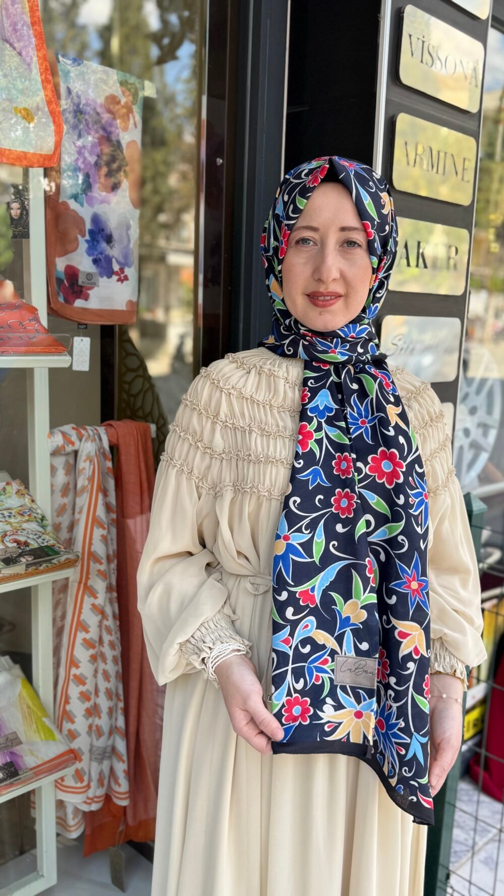 LA BOUTİQUE ÖZEL SERİ ŞAL