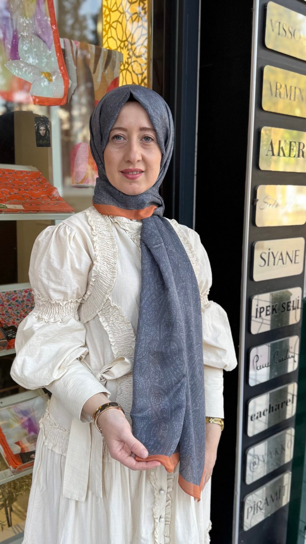 SCARFE DESENLİ ŞAL