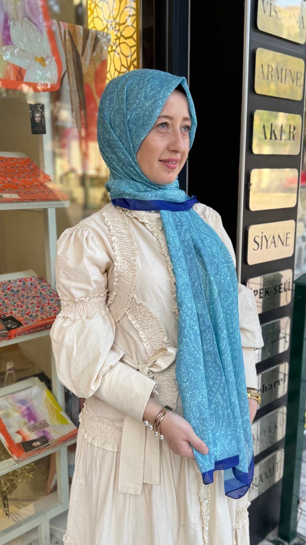 SCARFE DESENLİ ŞAL