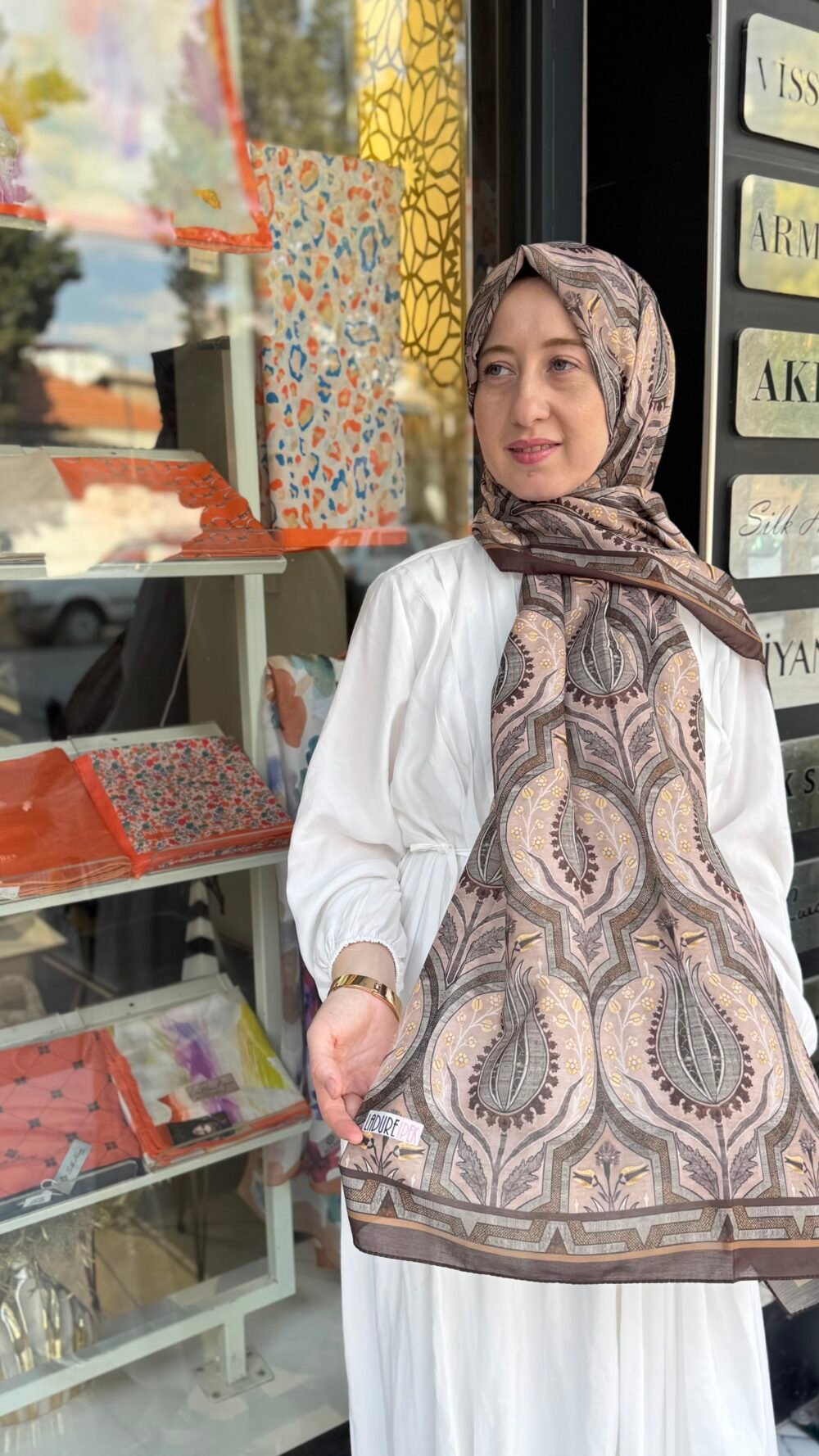 LADURE DESENLİ ŞAL
