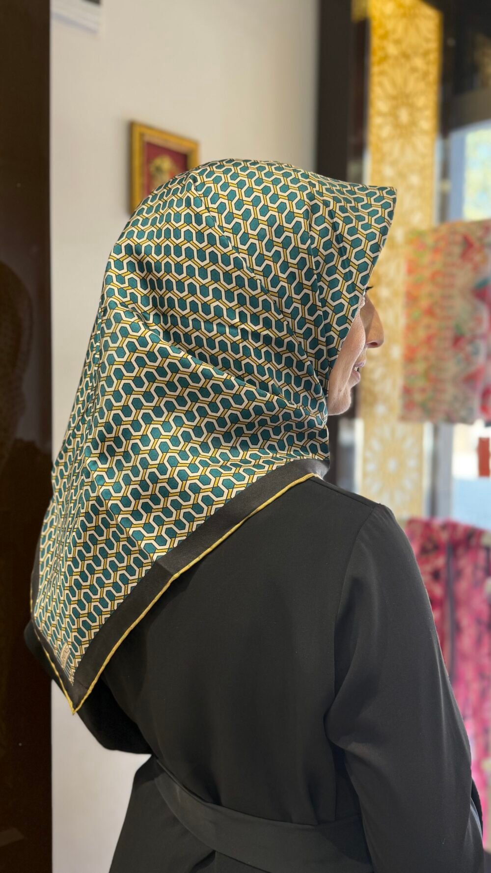 ARMİNE İPEK EŞARP (SURA)