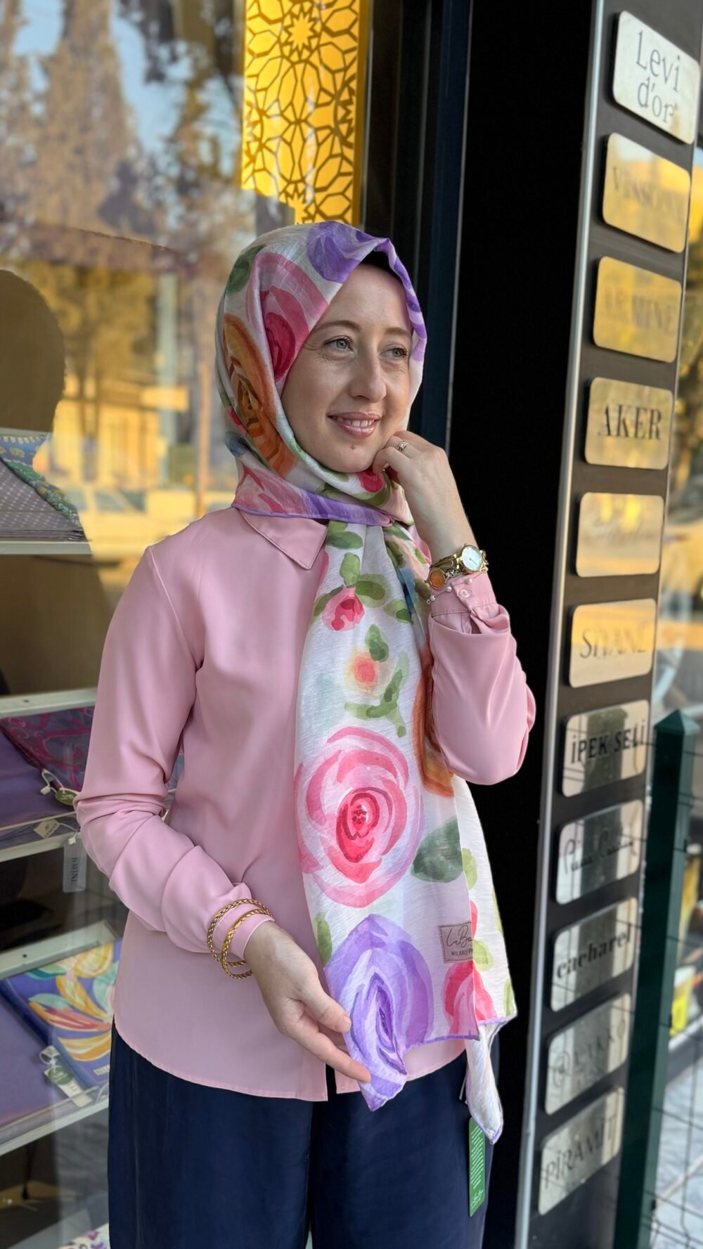 LA BOUTIQUE YAZ SERİNLİĞİ ŞAL - Görsel 2